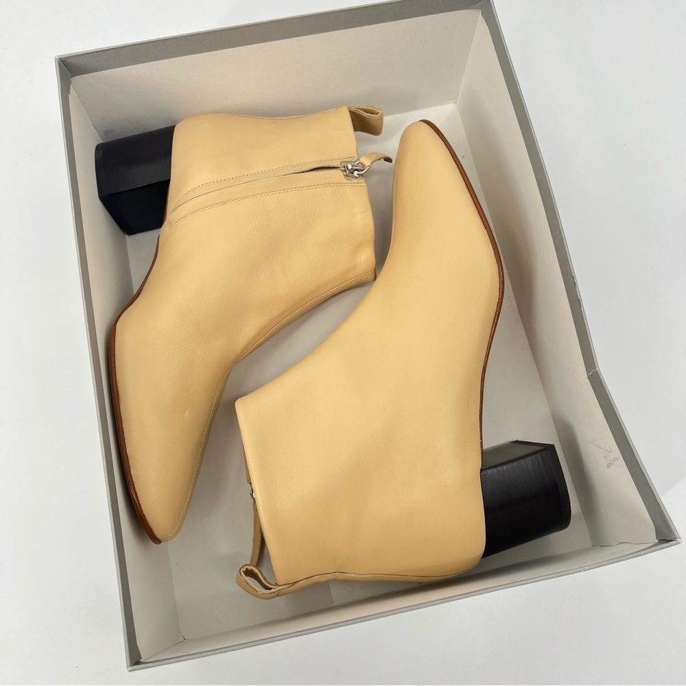 NWT Everlane Ecru‎ The Day Boot 10 Light Tan Heeled Bootie Size 10 - Picture 4 of 14